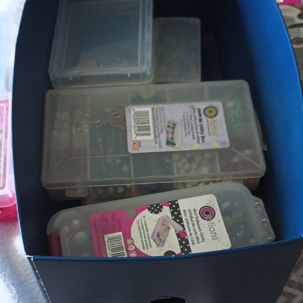 Transparent Plastic Storage Box for Accessories